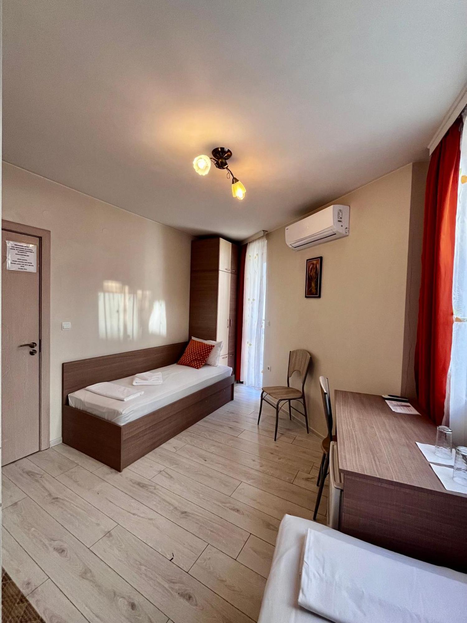 Хостел Атлас - Hostel Atlas Blagoevgrad Eksteriør billede